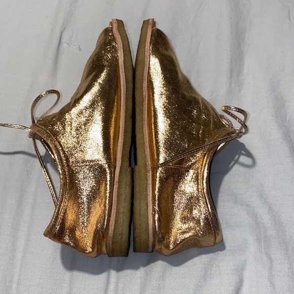 Anthropologie Silent D Peep Toe Gold Flats 38 EUC - Picture 9 of 16
